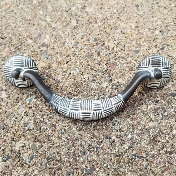 Belwith Hickory 8pc Tapestry 5" Biscayne Bail Drawer Pull Handles PA1423-BYA NEW - Picture 1 of 9